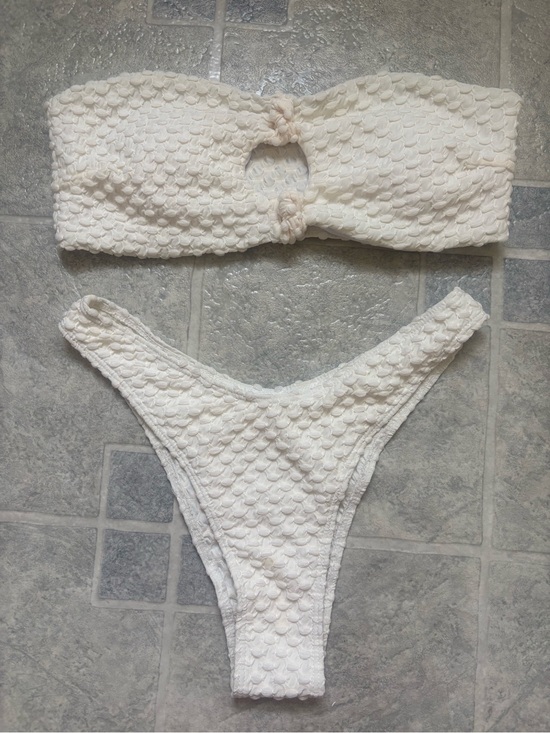 SHEIN Other - SHEIN Cream Textured Bandeau Bikini Set with Knot Detail